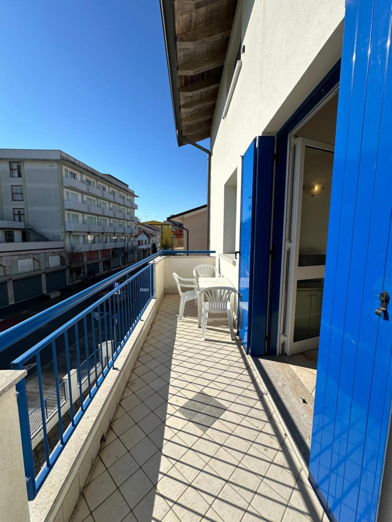 Residence Stefania Attici Su 2 Livelli - Agenzia Cocal Caorle Exteriör bild